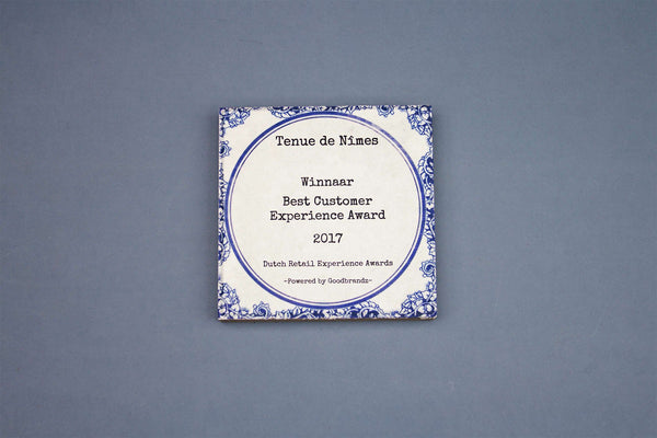 TENUE DE NÎMES PROUD WINNERS OF 2 RETAIL AWARDS!
