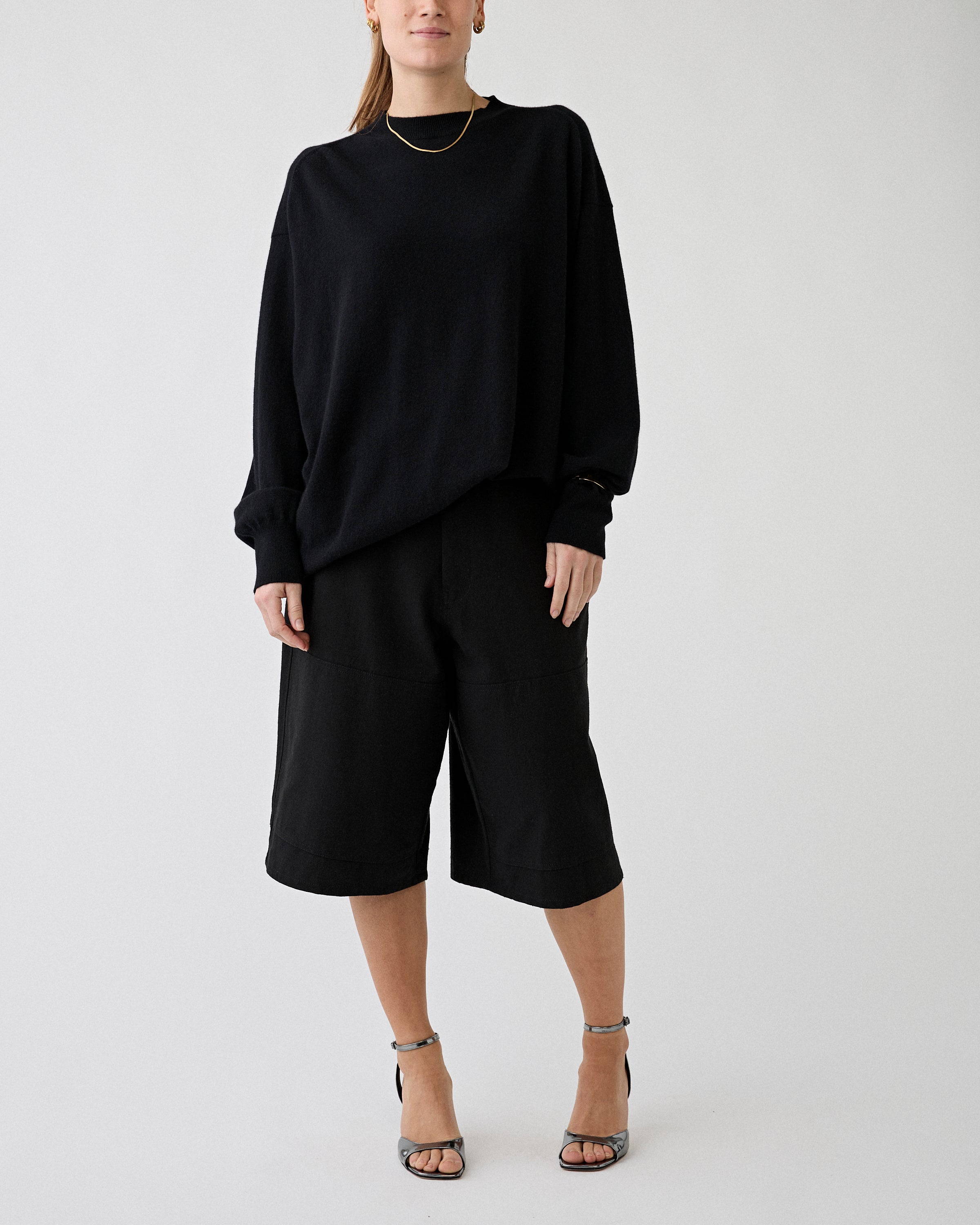 6397 Big Short Black Shorts Women